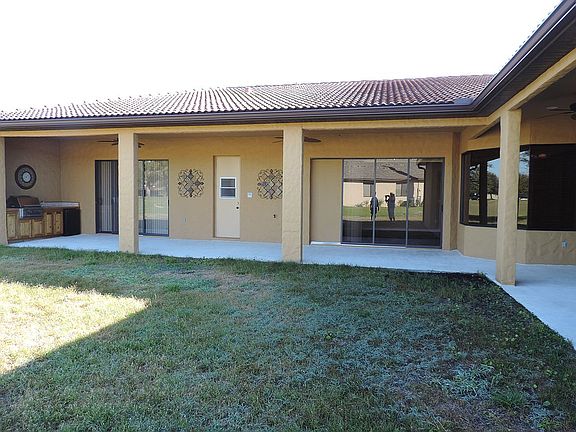 4th image of 24249 Weldon Dr
