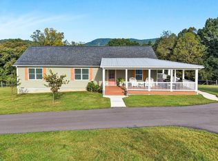 5093 Jordantown Rd, Vinton, VA 24179