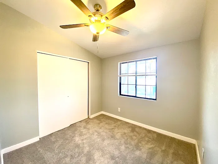 2 bed, 1.5 bath, 882 sqft, $1,445 — Photo 4