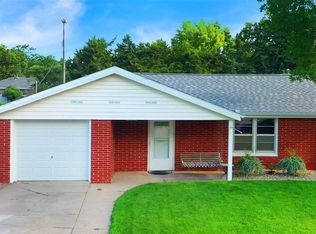 4008 13th St, Columbus, NE 68601