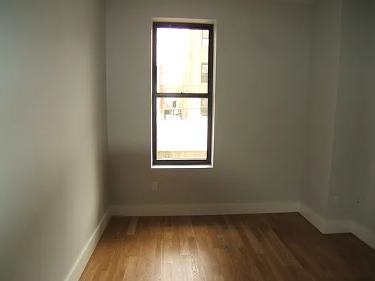 Rented by Joel Weisz, LREB | media 43