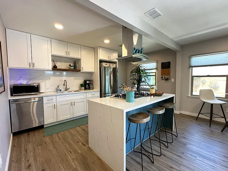 6110 Blain Pl — Photo 3