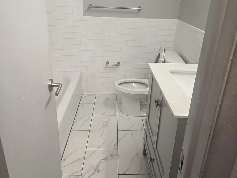 22655 Chagrin Blvd #111 — Photo 16