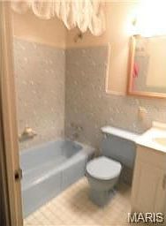 3rd image of 1405 Loveland Dr