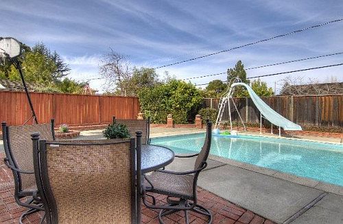 4th image of 20663 Cheryl Dr