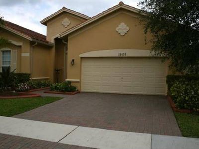 19456 S Whitewater Ave, Weston, FL, 33332