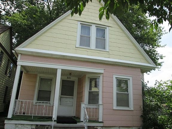 2nd image of 3121 W 88th St