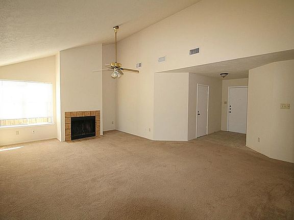 4th image of 12634 Day Hollow Ln
