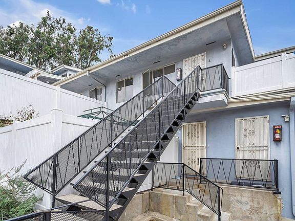 2nd image of 3953 Don Tomaso Dr APT 6