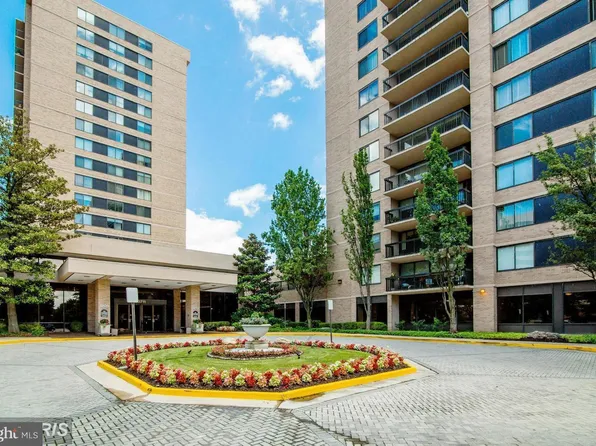 3713 George Mason Dr #916W, Falls Church, VA 22041