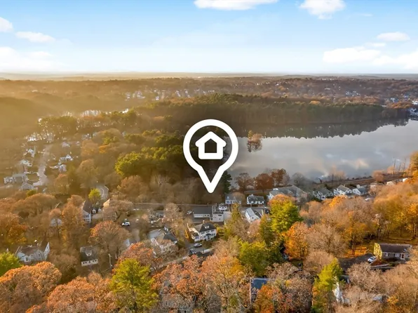 762 Main St, Wakefield, MA 01880