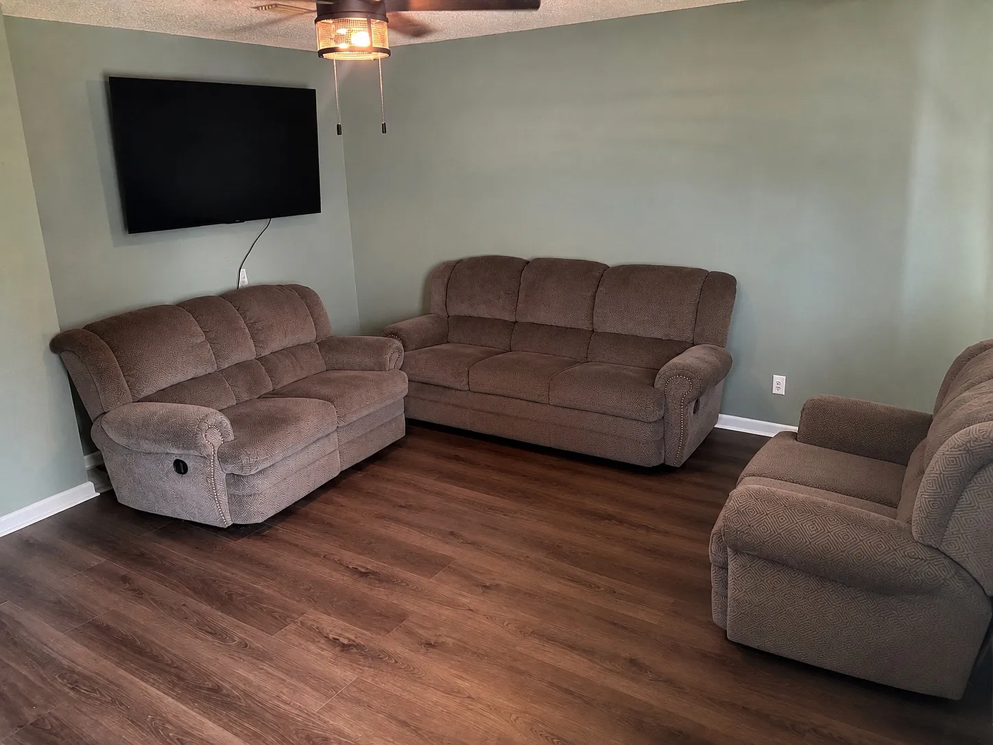 808 Kerry St — Photo 3