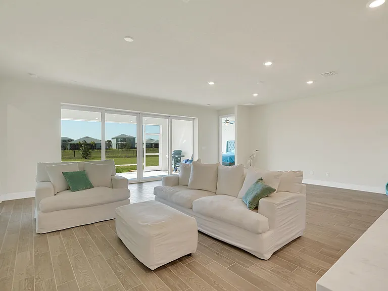 10306 SW Green Turtle Ln — Photo 24