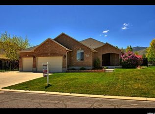 1853 S Gallant View Rd, Saratoga Springs, UT 84045