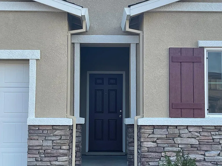 4256 Lasalle Dr — Photo 4