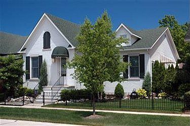 1st image of 633 Brust Dr