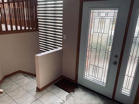 2nd image of 579 Vandernoot Ave
