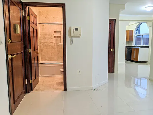 Rented by Ian Alexander Realty Group LLC | media 5