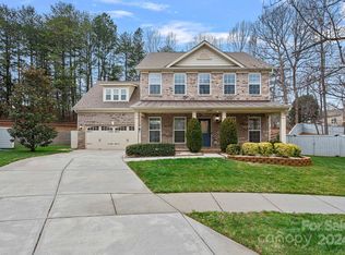 16340 Autumn Cove Ln, Huntersville, NC 28078