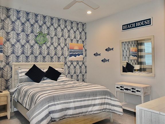 4th image of 2665 Seychelles Cir #1