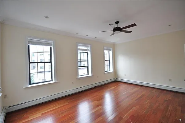 Rented by Mark David | media 23