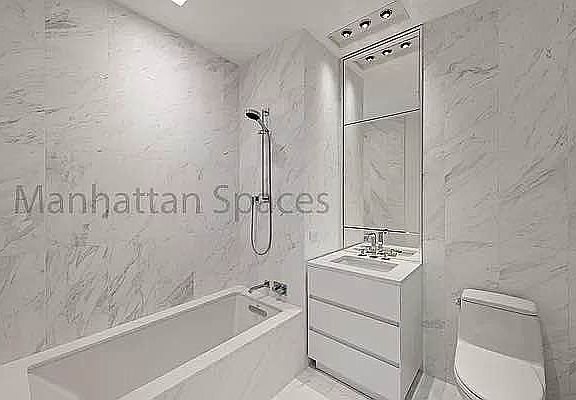 2nd image of 111 Murray St #26B
