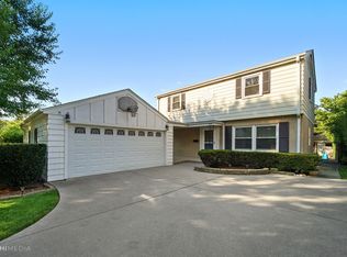 1310 Good Ave, Park Ridge, IL 60068