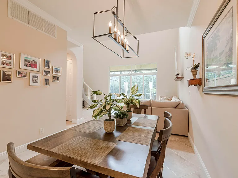 106 Renaissance Dr — Photo 3