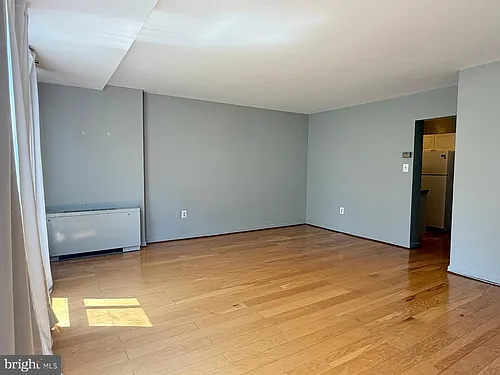 922 24th St NW #520 Photo 1