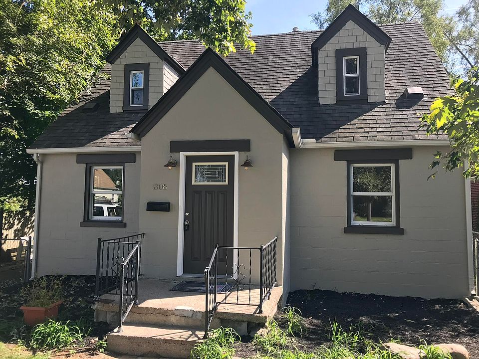 1st image of 808 Young St