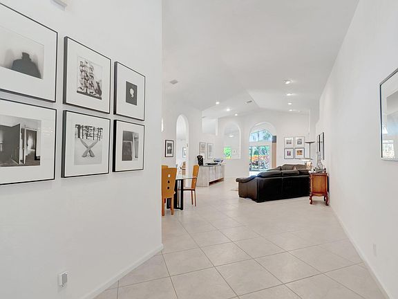 5th image of 12792 Coral Lakes Drive