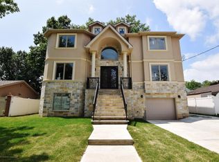 338 Retford Ave, Staten Island, NY 10312