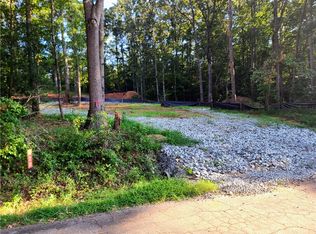 420 Hopkins Rd, Townville, SC 29689