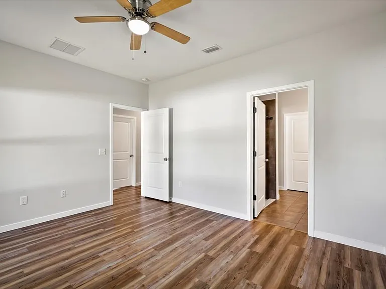 700 Hamilton Ave — Photo 10