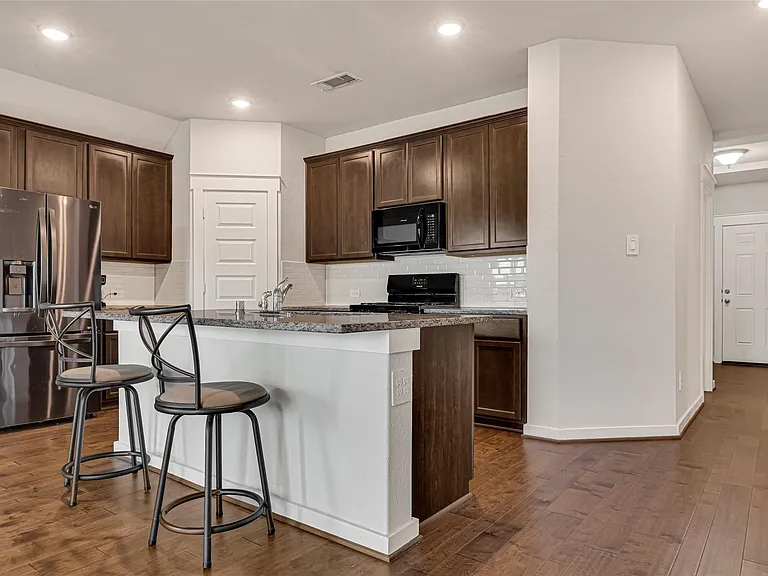 30280 Kingston Heath Dr — Photo 8