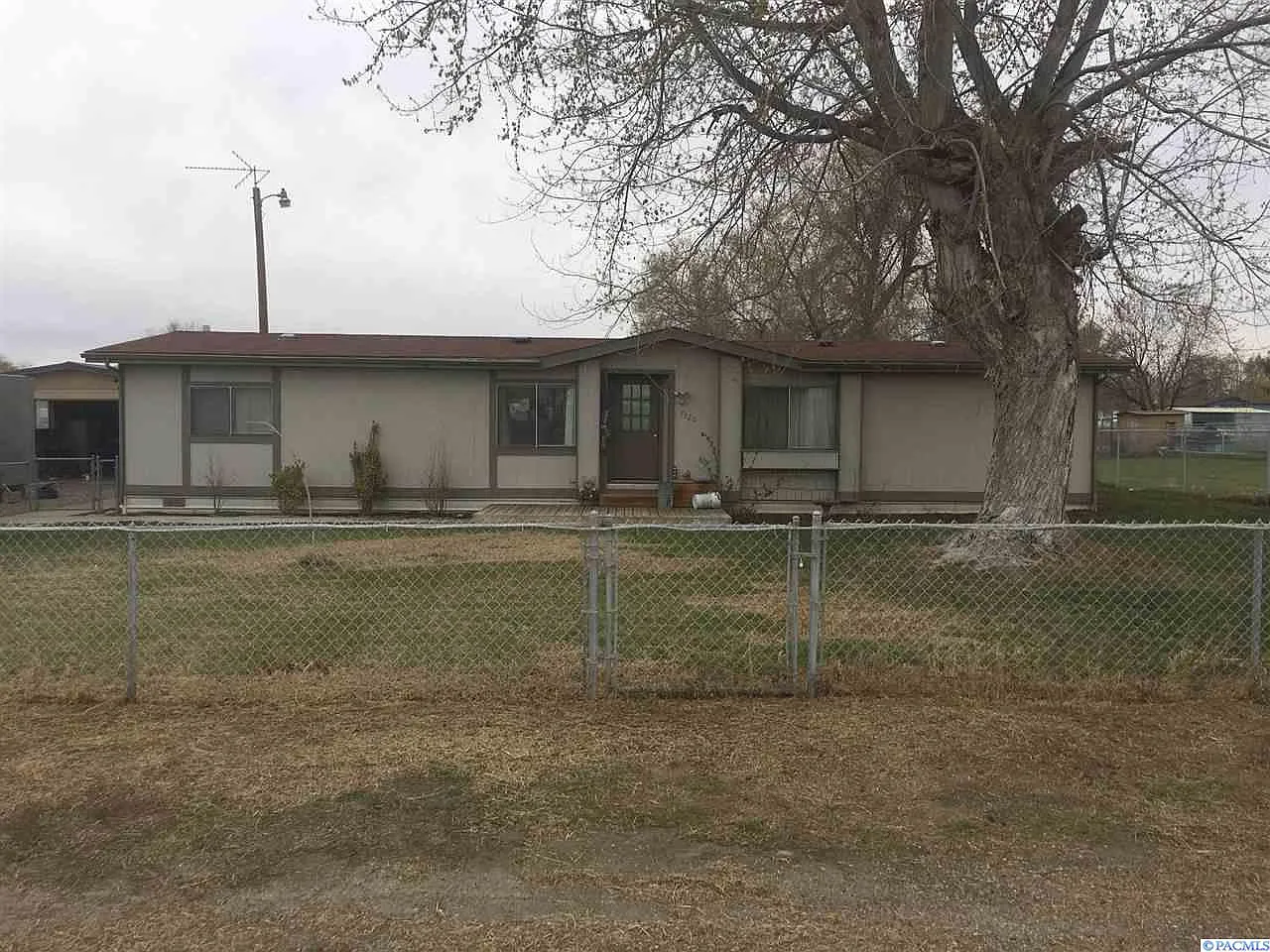 7520 Road 42 photo 1