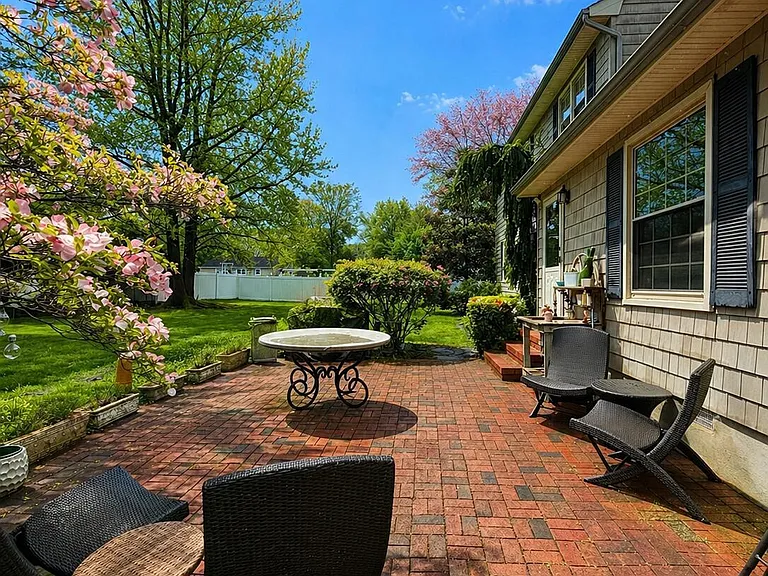 2908 Logan Rd — Photo 17
