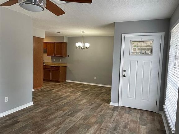 4th image of 3707 39th St