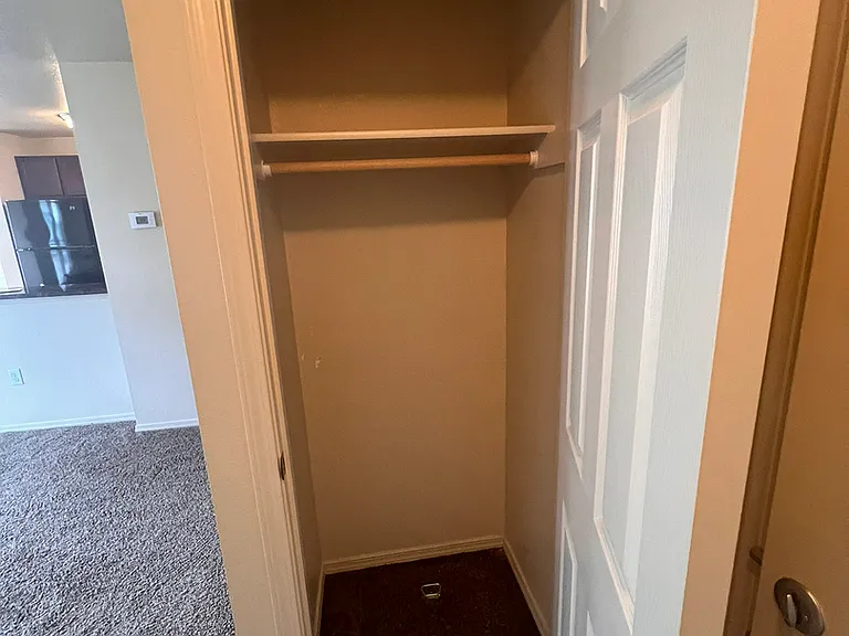 11010 W Brassy Cove Loop — Photo 4