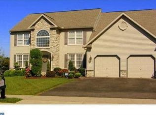 70 Virginia Ave, Sinking Spring, PA 19608