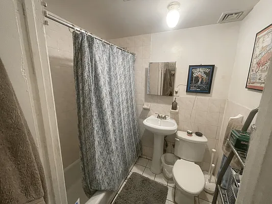 Rented by Highline Residential | media 5