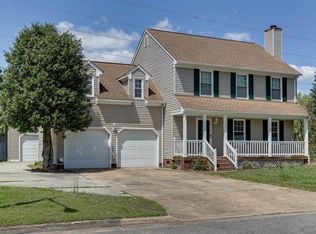 419 Knells Ridge Dr, Chesapeake, VA 23320