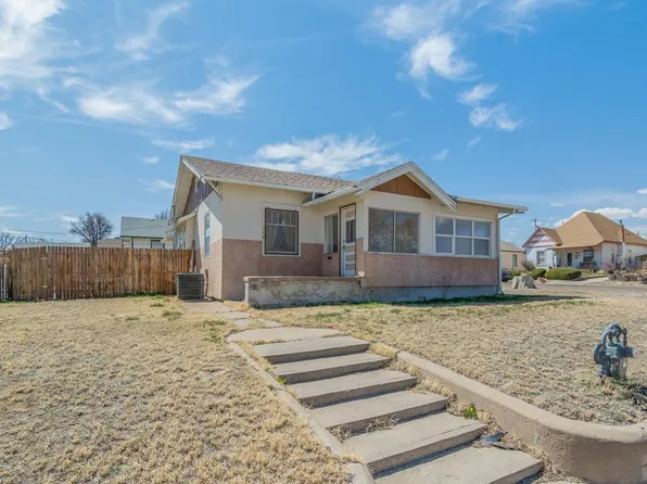 318 W 10th St, La Junta, CO 81050