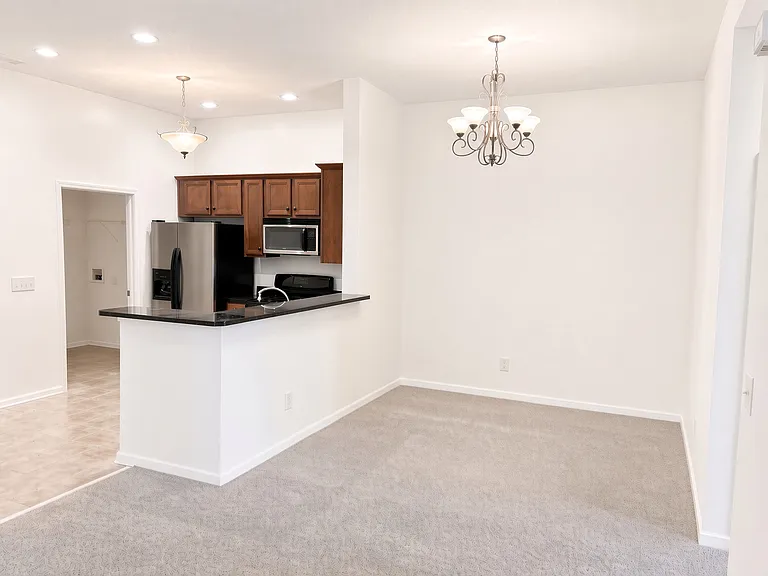 1364 Orchard Cir — Photo 3