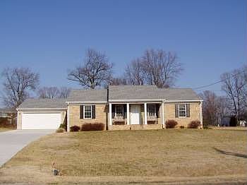 1st image of 113 Woodland Dr