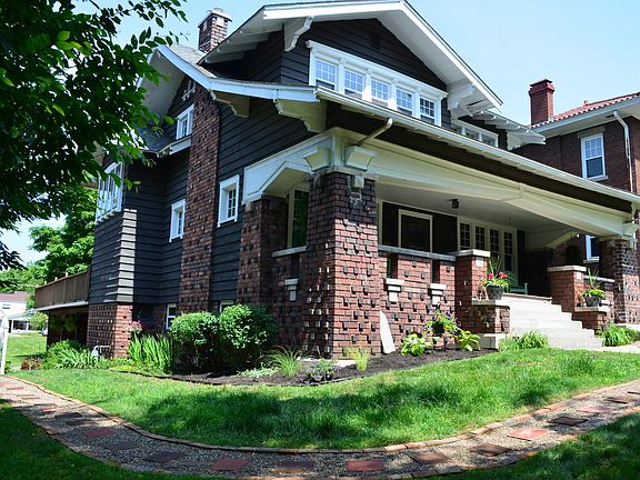 4th image of 835 Edgewood Dr