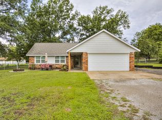 18136 S 4150th Rd, Claremore, OK 74017
