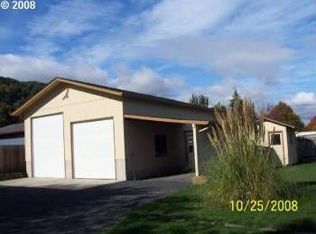 3215 Park Dr, Columbia City, OR
