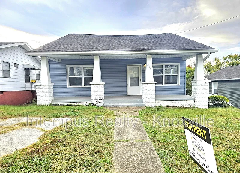 3 bed, 2.0 bath, 1200 sqft, $1,850 — Photo 2
