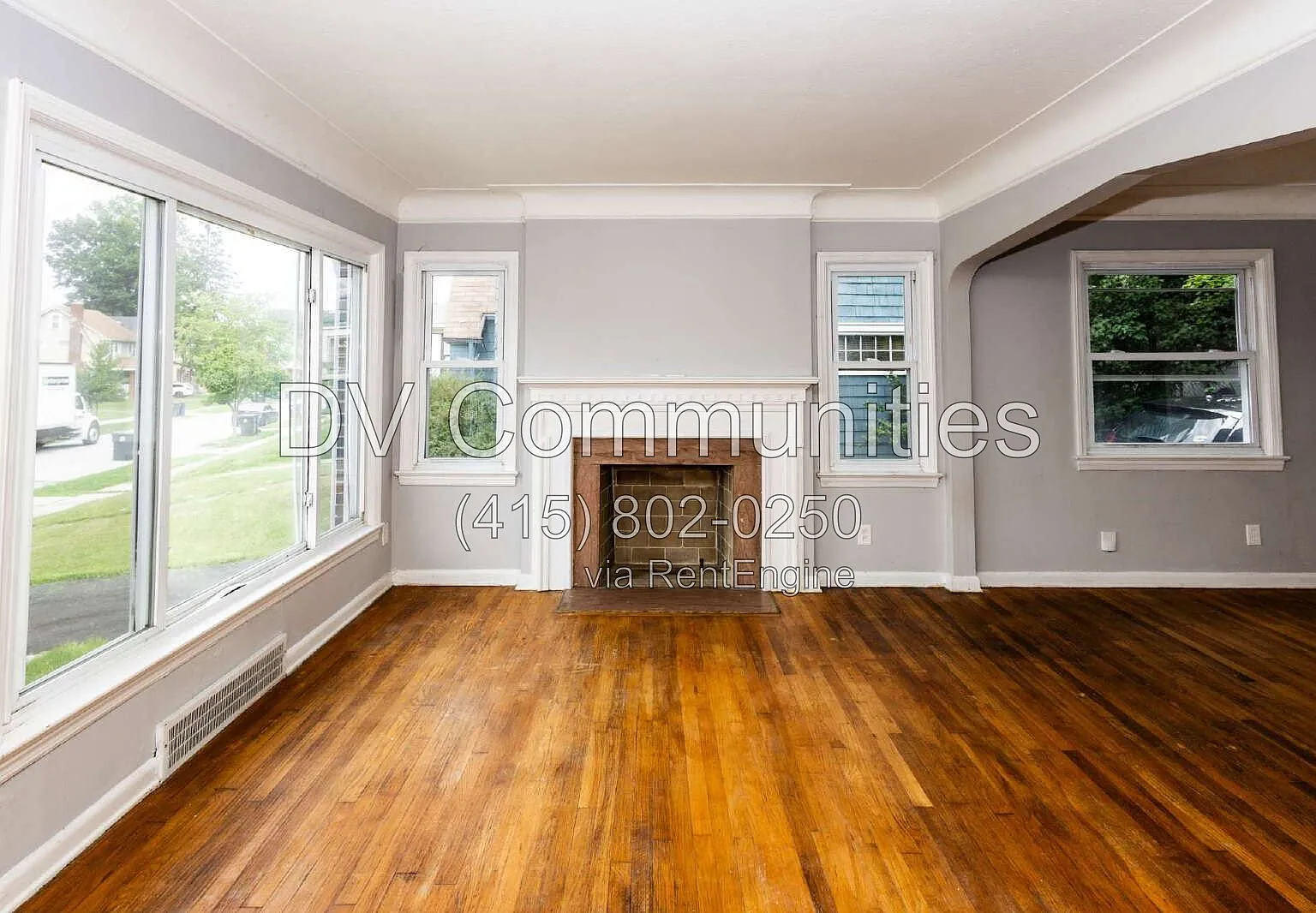 4 bed, 1.5 bath, 1608 sqft, $1,895 — Photo 2